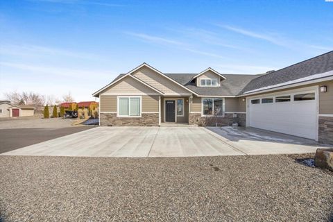 Photo of 105503 E. Badge E Badger Rd, Kennewick, WA 99338 (MLS # 291345)