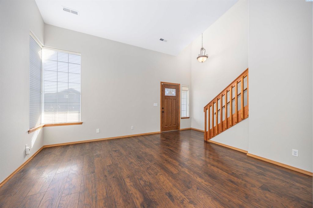 Photo of 3314 S Conway Ct, Kennewick, WA 99337 (MLS # 290876)