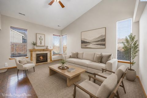Photo of 3314 S Conway Ct, Kennewick, WA 99337 (MLS # 290876)