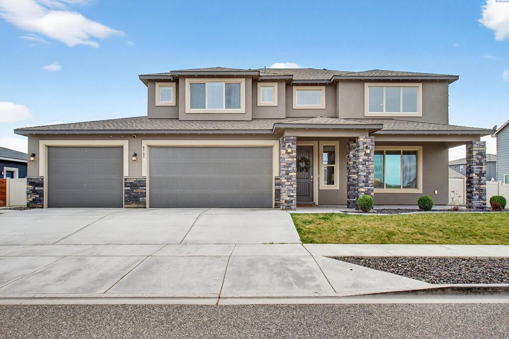 Photo of 4765 Highview St, Richland, WA 99352 (MLS # 291501)
