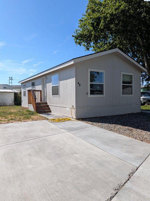 Photo of 48 Nuclear Lane, Richland, WA 99352 (MLS # 294325)