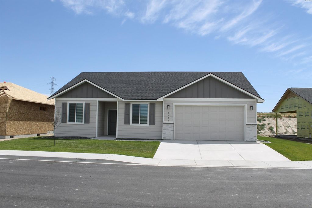 Photo of 7175 W 35th Ave, Kennewick, WA 99338 (MLS # 288846)