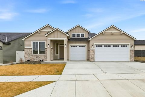 Photo of 2988 Tarragon Ave, Richland, WA 99352 (MLS # 286903)