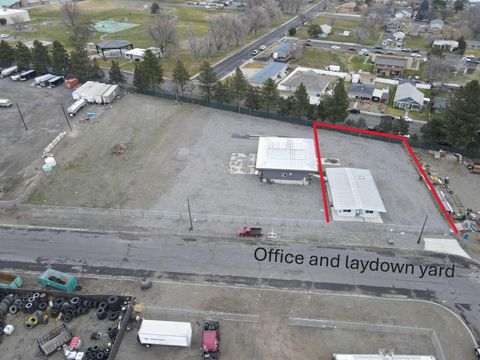 Photo of 425 S Idaho Ave, Pasco, WA (MLS # 290198)