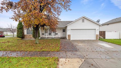 Photo of 8412 Lancaster Dr, Pasco, WA 99301 (MLS # 289371)