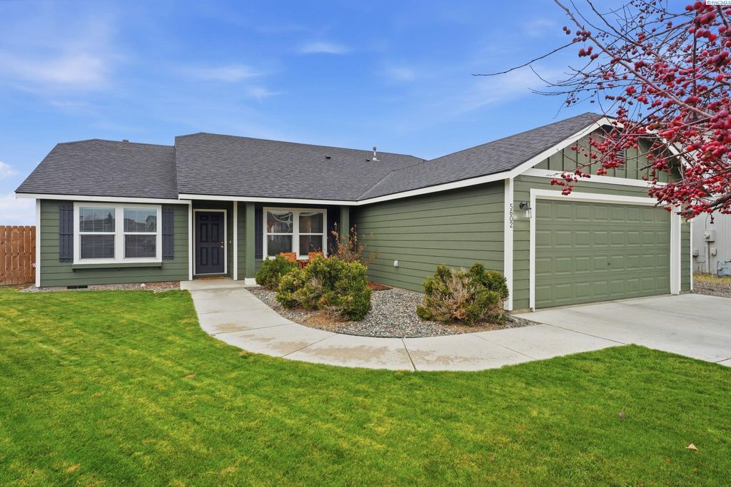 Photo of 5602 Maryhill Lane, Pasco, WA 99301 (MLS # 289262)