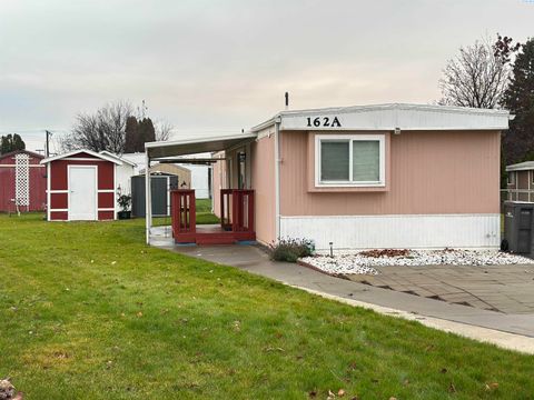 Photo of 7901 W Clearwater Ave. #162a Ave, Kennewick, WA 99336 (MLS # 289253)