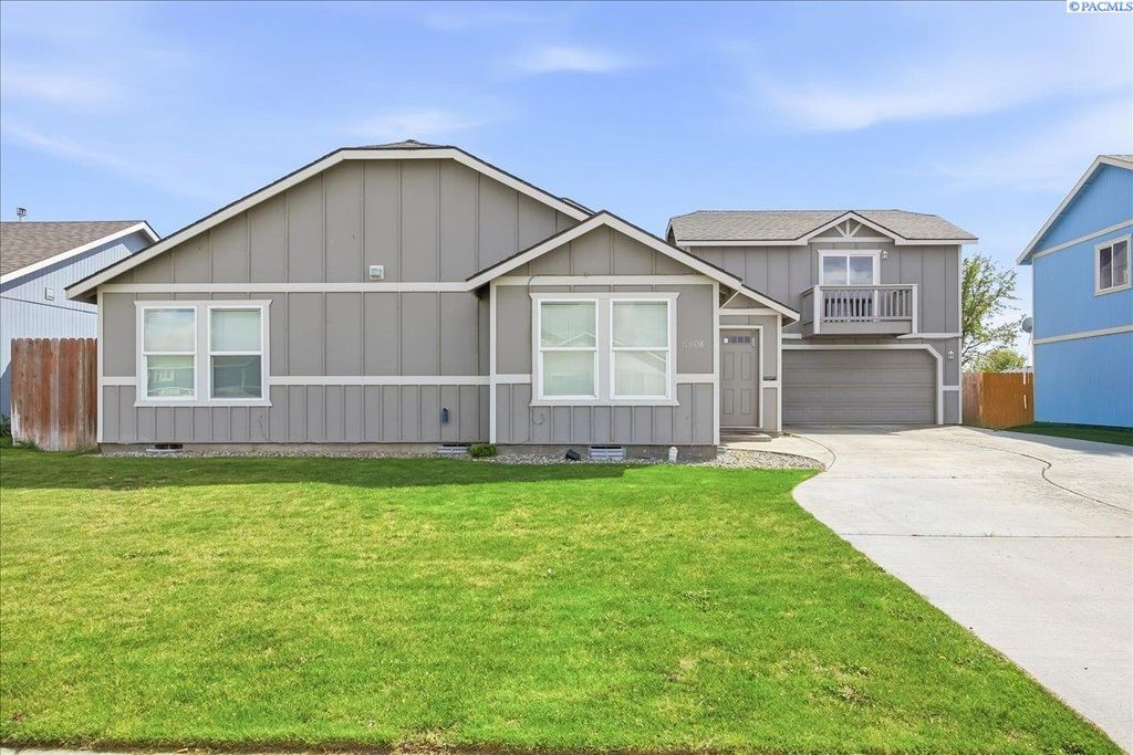 Photo of 6508 Enzian Falls Dr, Pasco, WA 99301 (MLS # 292086)