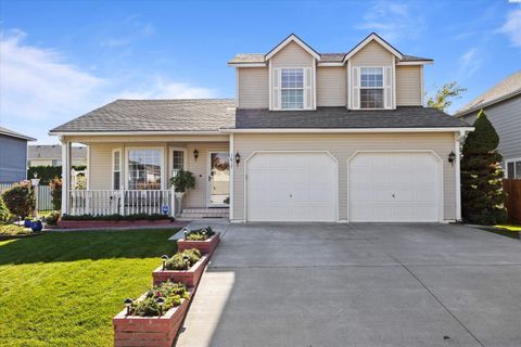 Photo of 1617 W 24th Ave, Kennewick, WA 99337 (MLS # 288476) Photo of 1617 W 24th Ave, Kennewick, WA 99337 (MLS # 288476)