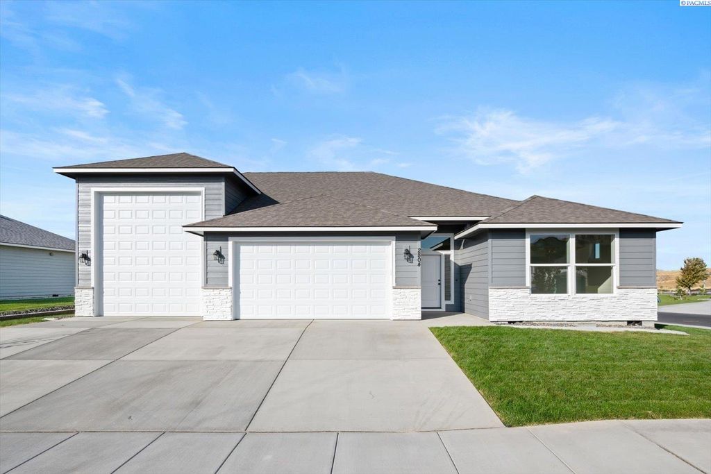 Photo of 7197 W 30th Ave, Kennewick, WA 99338 (MLS # 289912)