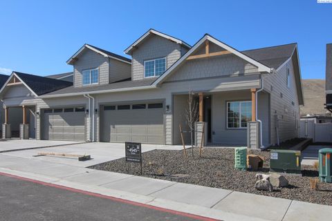 Photo of 4545 Grove Court, West Richland, WA 99353 (MLS # 288074)