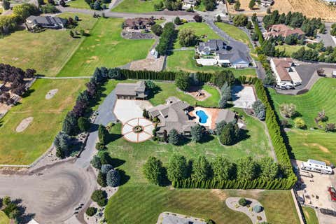 Photo of 93006 E Chelsea Rd, Kennewick, WA 99338 (MLS # 294687)