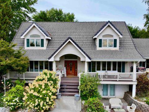 Photo of 3832 Dogwood Rd, Pasco, WA 99301 (MLS # 288174)