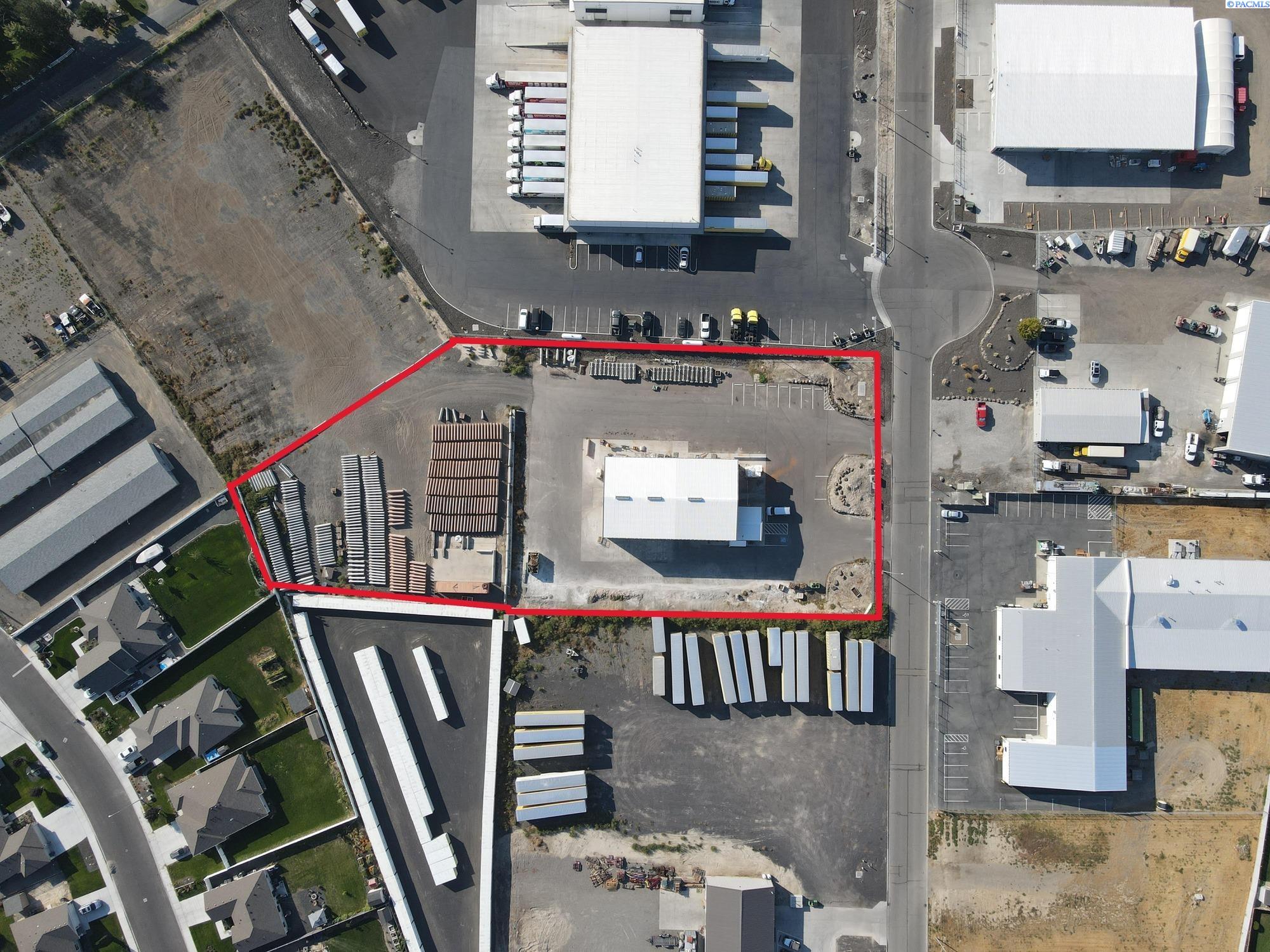 Photo 1 of 12 — 1585 Dale Ave, Benton City, WA