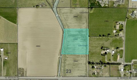 Photo of NKA Woodin Rd #Lot2, Sunnyside, WA 98944 (MLS # 294088)