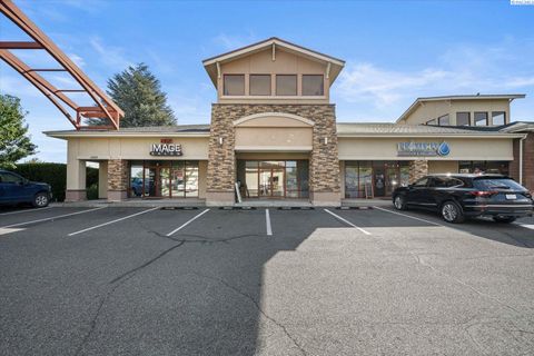 Photo of 1360 N Louisiana St #G, Kennewick, WA 99336 (MLS # 287513)