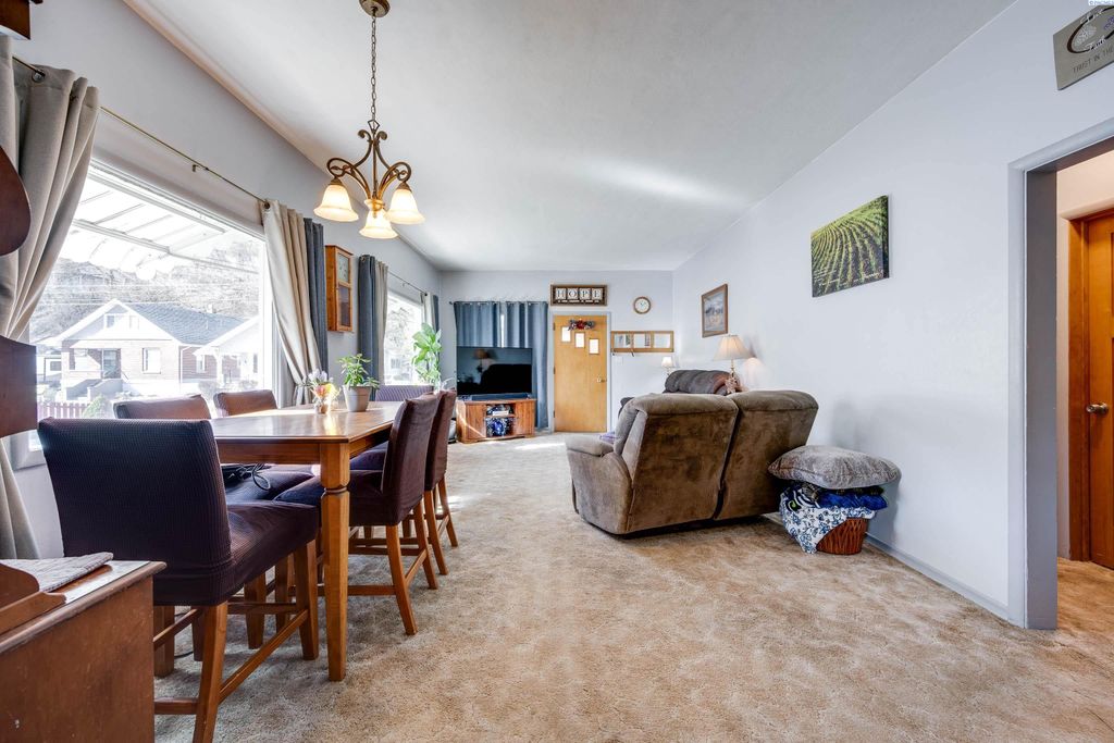 Photo of 506 N West St, Colfax, WA 99111 (MLS # 291169)