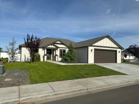 Photo of 903 N Euclid Rd, Grandview, WA 98930 (MLS # 293215)