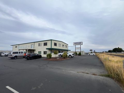 Photo of 1846 Terminal Dr, Richland, WA (MLS # 288040)