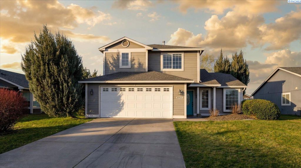 Photo of 8903 W Bonnie Ave, Kennewick, WA 99336 (MLS # 290942)