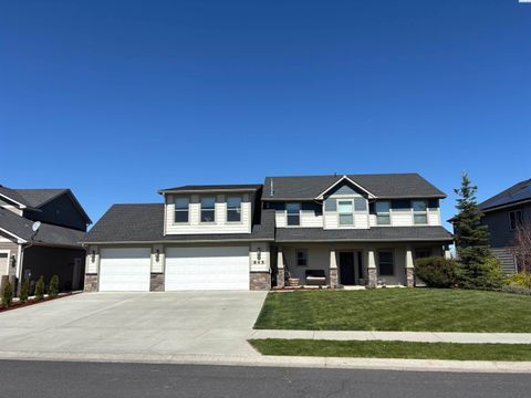 Photo of 845 SW Windy Point Ct, Pullman, WA 99163 (MLS # 292679)