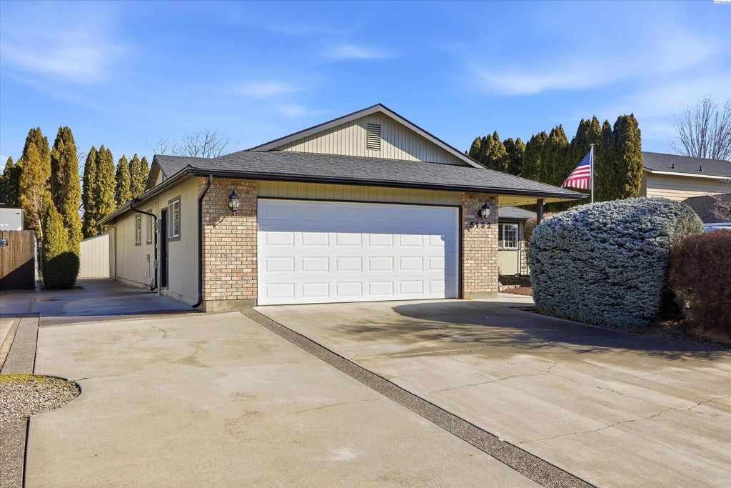 Photo of 5132 W Killdeer Ct, West Richland, WA 99353 (MLS # 290767)