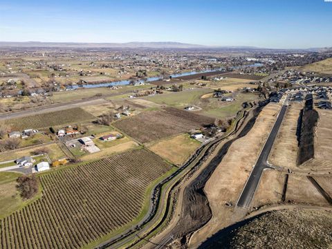 Photo of TBD SW Kelandren Drive Lots 1-16, Prosser, WA 99350 (MLS # 290573)