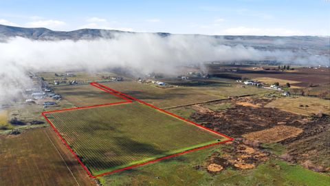 Photo of Nka W Old Inland Empire Hwy, Prosser, WA 99350 (MLS # 290823)