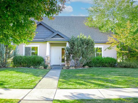 Photo of 507 Cherokee St, Richland, WA 99352 (MLS # 288110)