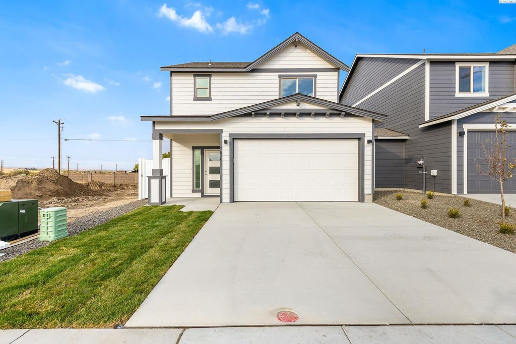 Photo of 7518 Grapevine Ct, West Richland, WA 99353 (MLS # 288501)