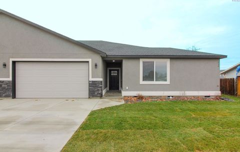 Photo of 716 Road 42, Pasco, WA 99301 (MLS # 289072)