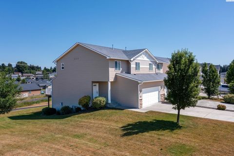 Photo of 1282 SW Selway Lane, Pullman, WA 99163 (MLS # 289753)