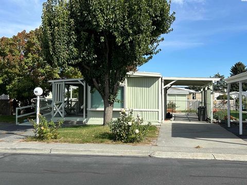 Photo of 7901 W Clearwater Ave #145, Kennewick, WA 99336 (MLS # 288010)