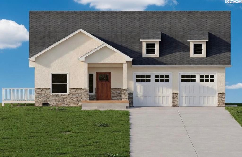 Photo of 820 Lander Ct, Sunnyside, WA 98944 (MLS # 292451)