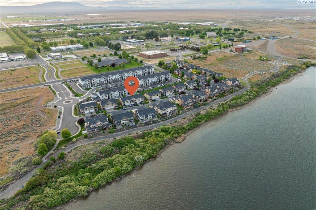 Photo of 3119 Willow Pointe Dr, Richland, WA 99354 (MLS # 291026)