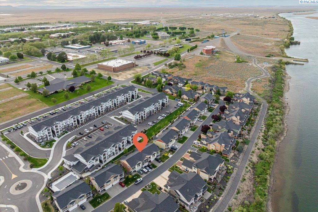 Photo of 3119 Willow Pointe Dr, Richland, WA 99354 (MLS # 291026)