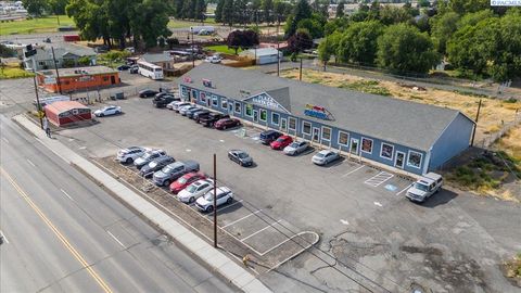 Photo of 841 W 1st Ave, Toppenish, WA 98948 (MLS # 293283)