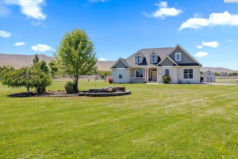 Photo of 19408 Quail Run Pr. Sw Pr, Prosser, WA 99350 (MLS # 291167)