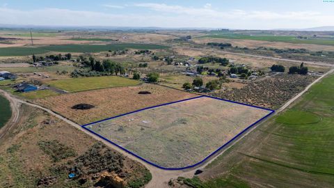 Photo of NKA Rebecca Rd, Eltopia, WA 99330 (MLS # 294212)