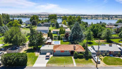 Photo of 5004 W Sylvester St, Pasco, WA 99301 (MLS # 294612)