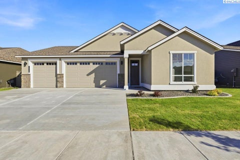 Photo of 2948 Vistara Way, Richland, WA 99354 (MLS # 290355)