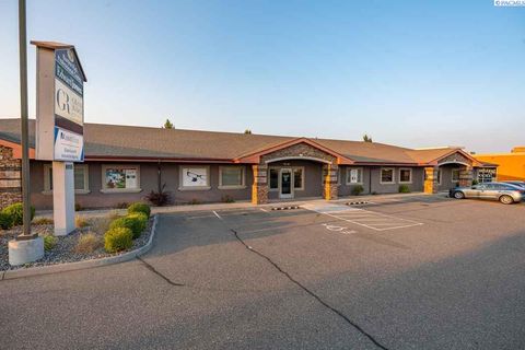 Photo of 6115-D Burden Blvd, Pasco, WA 99301 (MLS # 289727)
