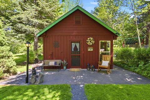Photo of 110 Mountain Home Park, Dayton, WA 99328 (MLS # 293188)