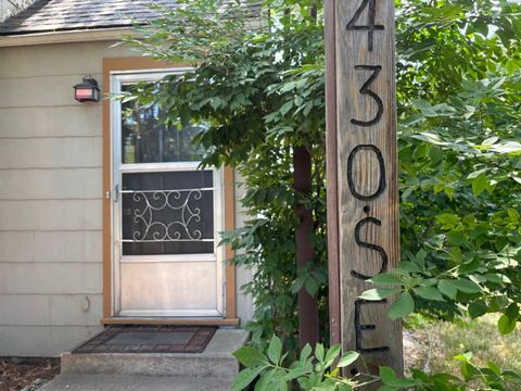 Photo of 430 SE Kamiaken St, Pullman, WA 99163 (MLS # 285313)