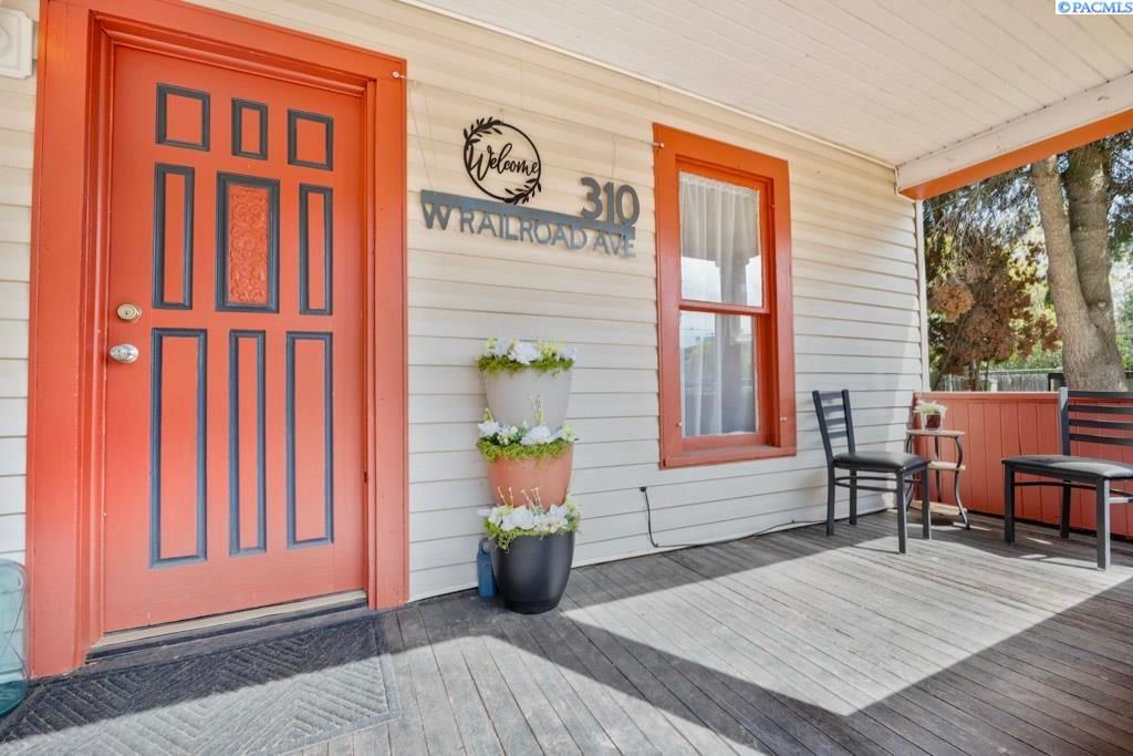 Photo of 310 W Railroad Ave, Colfax, WA 99111 (MLS # 292295)