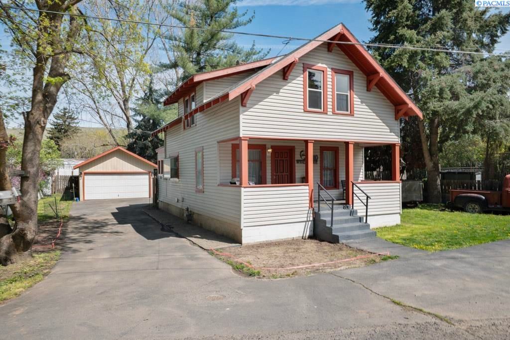 Photo of 310 W Railroad Ave, Colfax, WA 99111 (MLS # 292295)