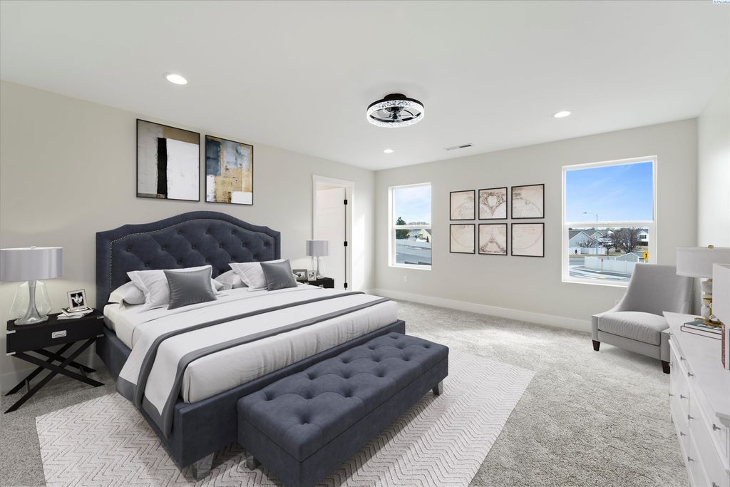 Photo of 8406 Silver Mound Dr, Pasco, WA 99301 (MLS # 291814)