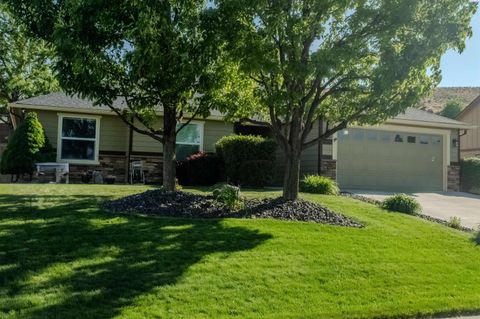 Photo of 5805 W 23rd Ave, Kennewick, WA 99338 (MLS # 292704)