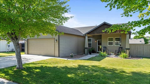 Photo of 5803 W 11th Place, Kennewick, WA 99338 (MLS # 294515)