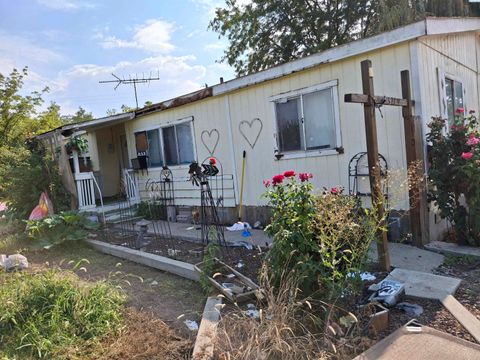 Photo of 321 W Blvd South Blvd, Granger, WA 98932 (MLS # 287718)